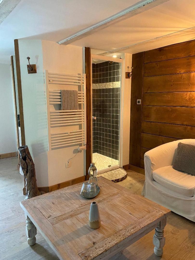 La Perle De La Lauziere, Chambres D Hotes Argentine Bagian luar foto